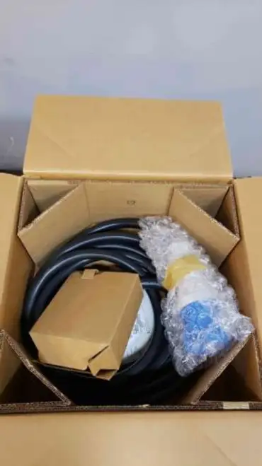 Apc It Power Distribution Module 3 Pole 5 Wire Pdm3460Iec309-680
