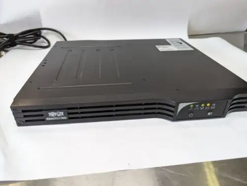 Tripp Lite 1U Ups 1000Va Smart1000Rm1U Compact 1Kva Rack #Newbatt+ Warrnty