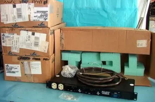 Nos Nib Pulizzi 240 Vac Power Distribution System Type T982F2 Series M/N T982F2-