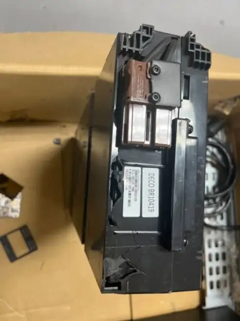 Apc Srt3000Rmxlt 3000Va 208V On-Line Double-Conversion Smart-Ups Backup Read