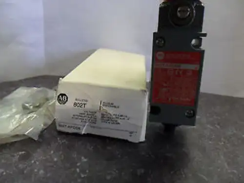 New Allen Bradley 802T-Apdd5 4 Circuit Oiltight Limit Switch Series J