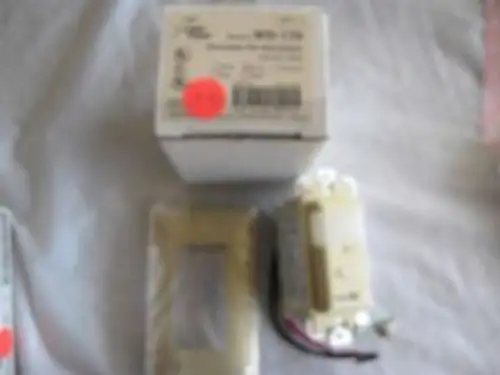 WATT STOPPER WD-170 DIMMABLE PIR WALL SWITCH IVORY