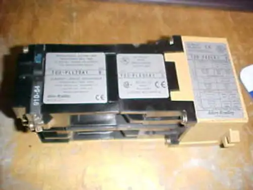 New Allen-Bradley Mech. Latch Unit With Relay Zb-209