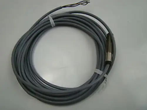 Balluff 10-30 Volt Proximity Switch Bes 516-113-Bo-C-05