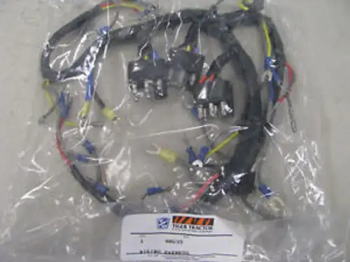 Tiger Tractor Connector Wire Harness Assembly P/N: 40695 Nsn: 5995-01-062-4002