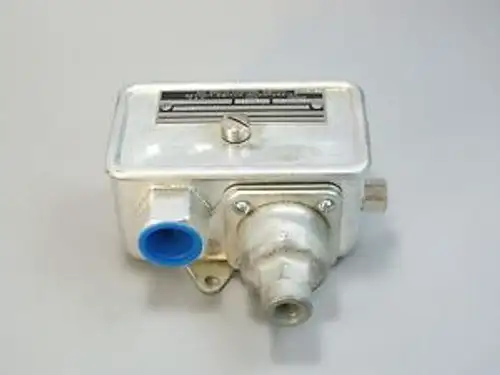 Detroit 222-1024 Switch 5-75 Psi 222-10Nb4-2221024 1/4 Npt 5930-00-577-0164
