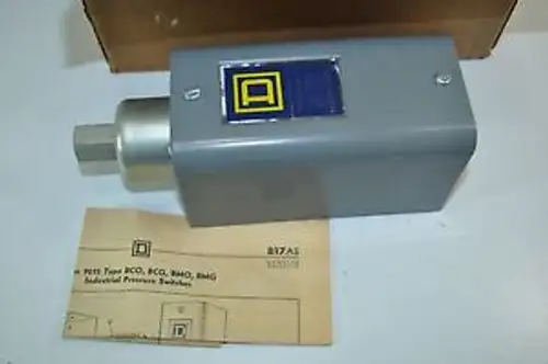 New Square D Sq. D Industrial Pressure Switch 9012 # Bcg-2 42-44 Psi Type B