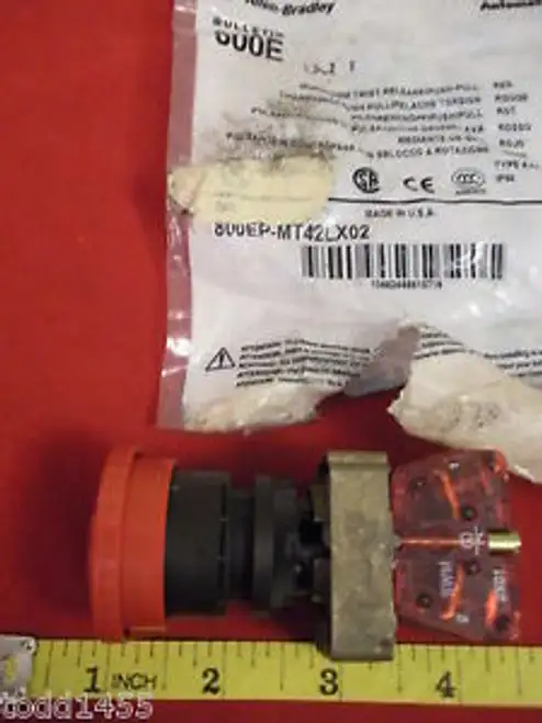 Allen Bradley 800Ep-Mt42Lx02 Push/Pull Operator Switch