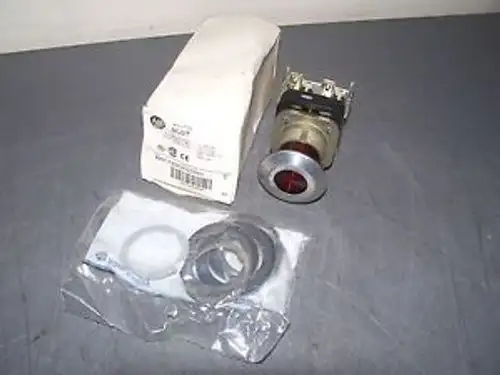 Allen-Bradley Red Illuminated Push/Pull Pushbutton Cat# 800Tt-Fxmqh32Ra7