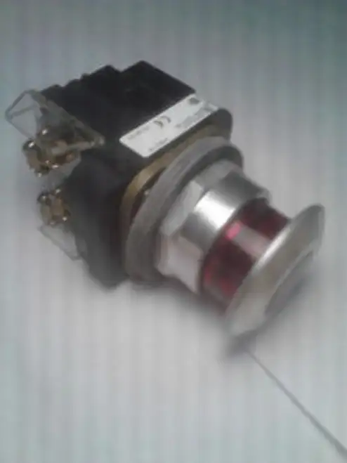 Allen Bradley 800T-Fxmp16Ra7 Illuminated Push Button