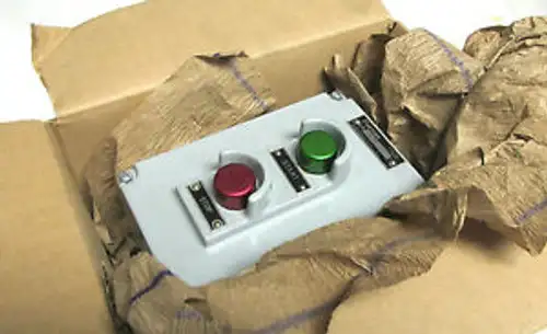 .. Siemens/Furnas Heavy Duty 2 Button Control Center Cat# 50Ha2E1 .. Vhi-1