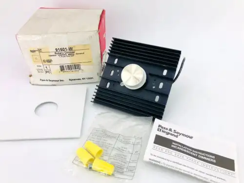 PASS & SEYMOUR WHITE ROTARY DIMMER CAT# 91501-W 1500W 120V 1P NIB