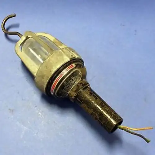 STEWART AND BROWNE EXPLOSION PROOF INCANDESCENT HAND LAMP XP-162