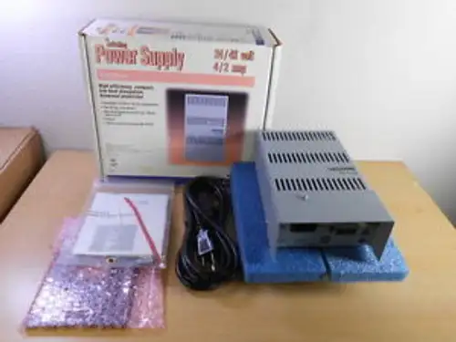 New VALCOM VP-4124 SWITCHING POWER CONVERTER SUPPLY 24 VDC 2 AMP 50W WALL MOUNT