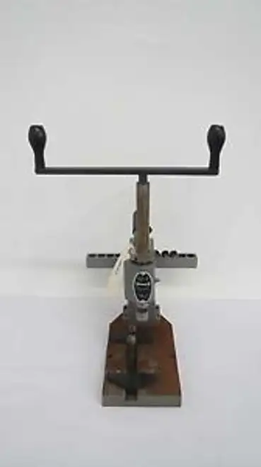 Phase Ii 265-110 Bench Top Hand Tapper 6 - 5/8 In B458330