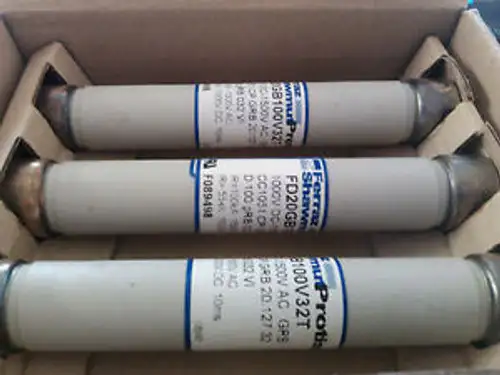 Ferraz Shawmut CC1051 CP GRB 20 127 32 1000VDC-1500VAC GRB 32AMP FUSE OF 3