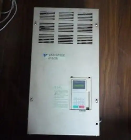 Yaskawa Frequency Converter Cimr-Vb4A0007Bba 3.0Kw