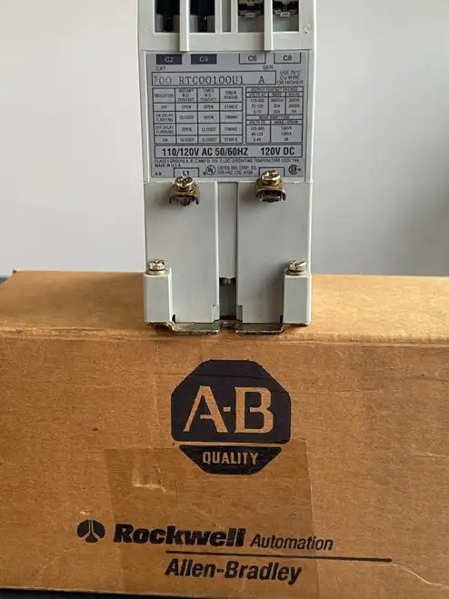ALLEN BRADLEY SOLID STATE TIMING RELAY 110/120 VAC 120 VDC 700-RTC00100U1