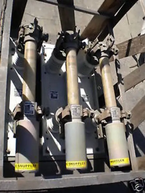 3 UN S&C SM-5S NON-DISCONNECT 15KV FUSE ASSEMBLY