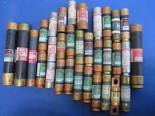 Pack of 32 Various Industrial Fuses AJT10 FRN-R40 FRS-R-60 JHC-10 NOS-30