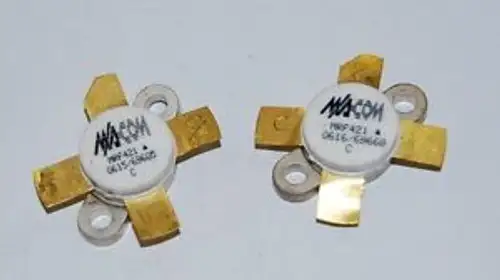 MRF421 MATCHED PAIR ORIGINAL NOS MOTOROLA RF TRANSISTOR