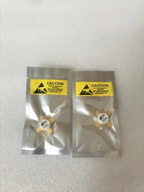 MRF421 MATCHED PAIR ORIGINAL NOS MOTOROLA RF TRANSISTOR