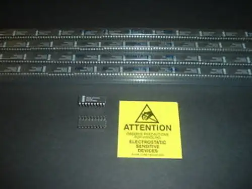 S3528B AMI 18 PIN DIP OF 24 UNITS IN