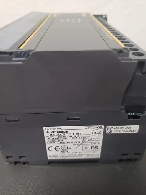 Mitsubishi Qs0J65Btb2-12Dt Remote I/O Module Cc-Link Safety System