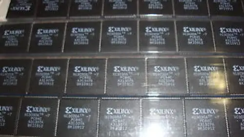 25 Pcs Xc3030A-7Pc84C Xc3030Apc84 Xilinx Field Programmable Gate Arrays -Ic