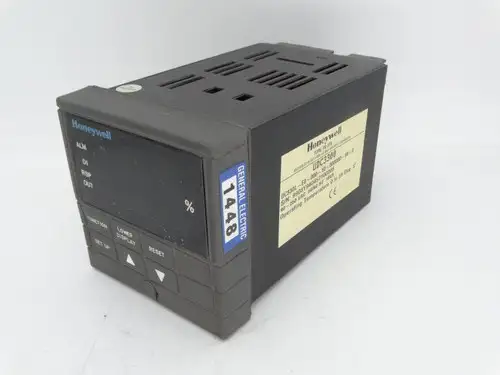 HONEYWELL DC330L-E0-000-10-000000-00-0 TEMPERATURE CONTROLLER