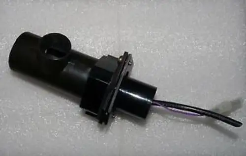 Hamamatsu R928Ha Photomultiplier Tube Pmt With E717-07 Socket 28Mm Diameter
