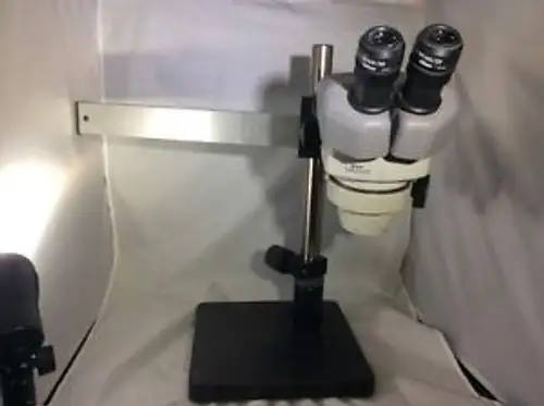 Nikon Smz-660 Stereo Zoom Microscope 10X/22 Eyepiece On Desktop Adjustable Stand