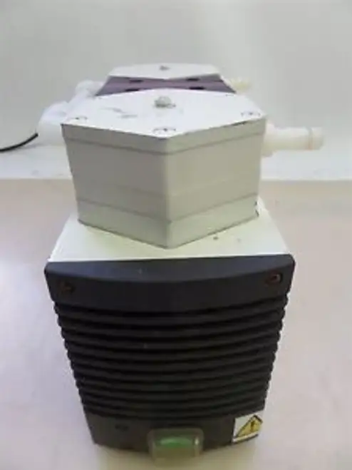 Edwards Knf Neuberger Laboport Electric Vacuum Pump D-79112 Pm 13194-810.3