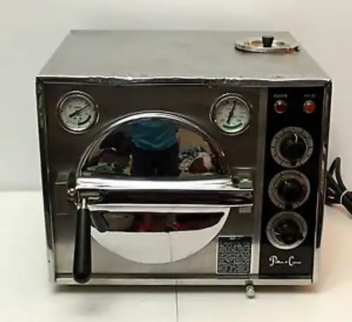 Pelton And Crane Omin-Clave Autoclave Steam Sterilizer Model Ocm A3-66028