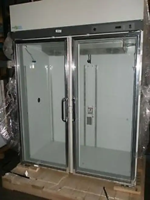 Vws Scientific 2 Glass Door Refrigerator Vcr449A20- At 39 Degree F