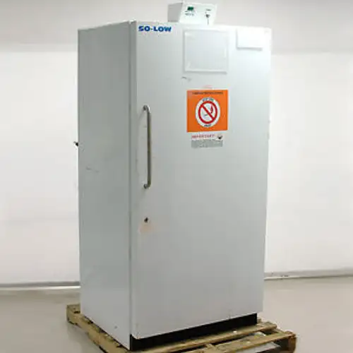 So-Low Dhf30-30Sdfms Digital Flammable Material Storage zer 30 Cu.Ft. 849L