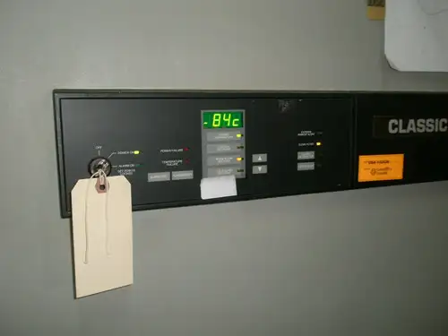 HARRIS CLASSIC -84C LAB ZER HLT-25V-85D29