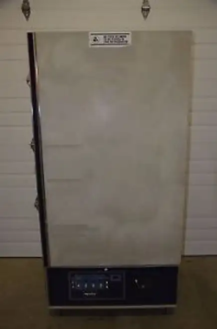 Revco ULT-2140 AOE Ultra Low Temp Single Door Upright zer -43 C