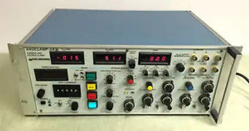 Axon Instruments AxoClamp-2A Microelectrode Current And Voltage Clamp