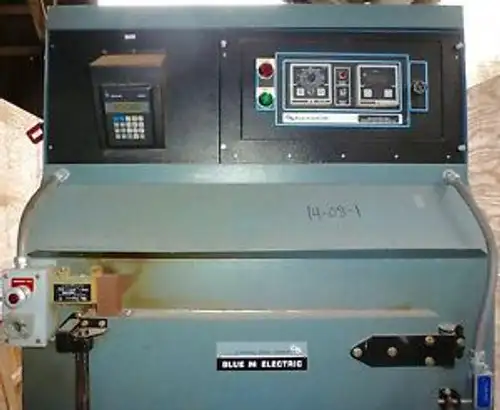 Blue M Stand up oven Model MP-166G HP