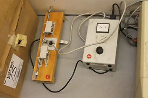 Ernst Leitz 301-210.001 Trnsformer Microscope Needle Pulling Apparatus