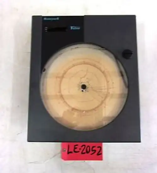 Honeywell Model Dr45At-1100-00-000-0-00000E-0 Chart Recorder (Le2052)