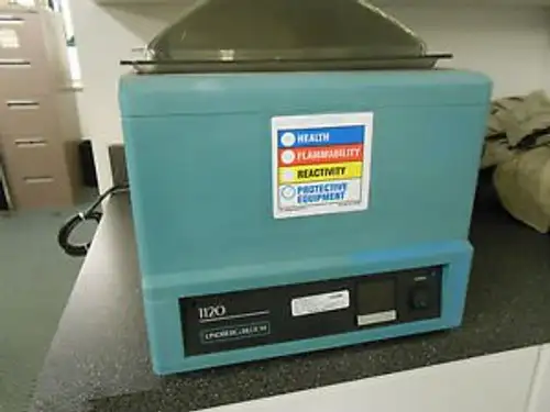 Lindberg / Blue M Wb-1120A Circulating Electric 7 Gal Water Bath.