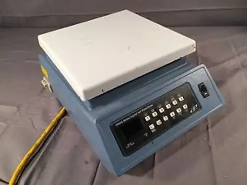Cole-Parmer 04644-Series Dataplate 725 Digital Hot Plate 5-Place Stirrer