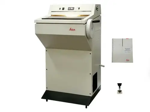LEICA CM1510-3 CM 1510-3 CRYOSTAT MOHS LAB REFRIGERATED LABORATORY MICROTOME