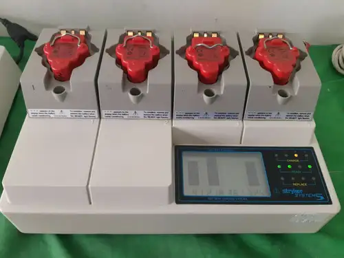 Stryker System 5 Battery Charger 4110-240 Working properly. ( )