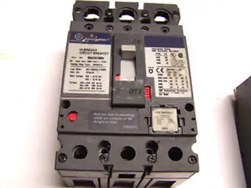 Ge Spectra Hi-Break 60A Circuit Breaker .. Seha36At0060 W/ 50A Plug .. R-09C