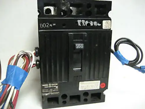 Ge Ted136Yt100 3P. 100A. W/Aux.Switch And Shunt Trip Device Yc-171