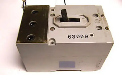 I.T.E. Navy Type 15A Breaker Aqb A101 Cat 277000S22 W/Shunt ... Wa-18