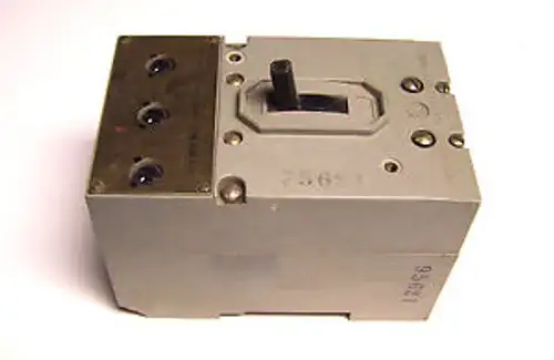 I.T.E. Navy Type 15A Circuit Breaker Aqb A101 Cat 2750 ... Wa-17